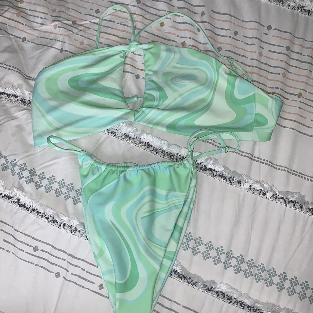 NWOT Skatie Swim Bikini in Bermuda print